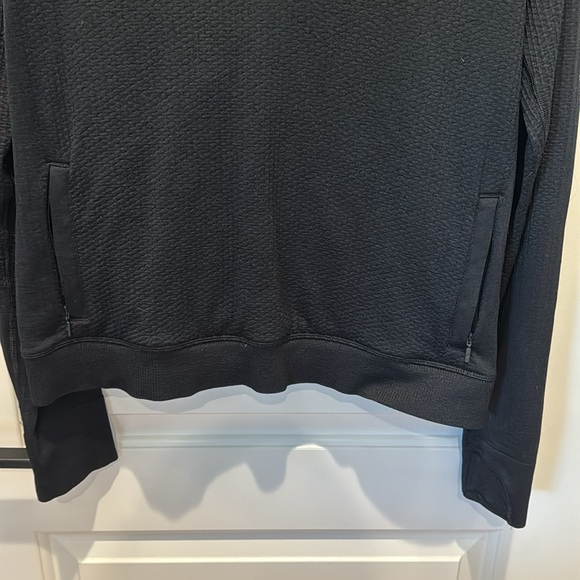 Size 10 Lululemon Quarter Zip - Picture 5 of 7